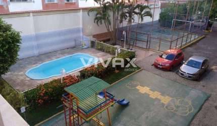 Apartamento com 3 quartos à venda na Rua Miguel Ângelo, Cachambi, Rio de Janeiro, 69 m2 por R$ 270.000