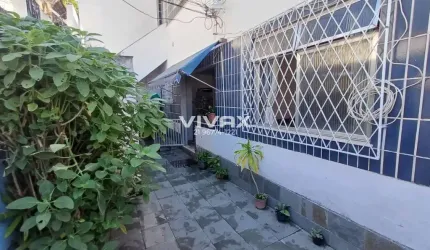 Casa com 2 quartos à venda na Rua Pompílio de Albuquerque, Encantado, Rio de Janeiro, 65 m2 por R$ 180.000