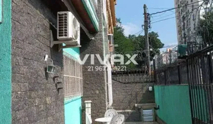 Casa com 3 quartos à venda na Rua Bueno de Paiva, Méier, Rio de Janeiro, 190 m2 por R$ 599.000