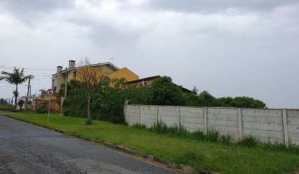 terreno à venda no Bairro Guabirotuba, em Curitiba.