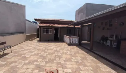 Casa para Venda em Caieiras, Serpa, 4 dormitórios, 1 suíte, 3 banheiros, 4 vagas