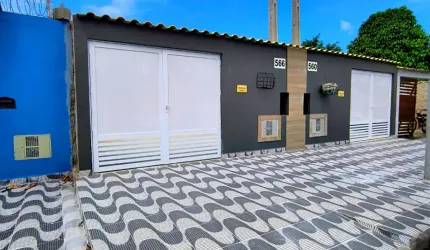 Casa nova com Piscina