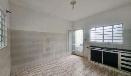 Casa para Locação em Valinhos, Vila Clayton, 3 dormitórios, 1 suíte, 2 banheiros, 4 vagas