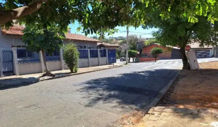 Casa com 3 dormitórios à venda, 190 m² por R$ 780.000 - Vila Almeida - Indaiatuba/SP