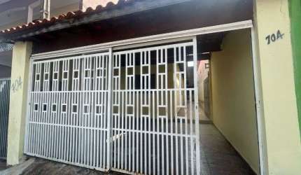 Casa com 1 dormitório para alugar, 65 m² por R$ 1.859,48 - Jardim São Conrado - Indaiatuba/SP