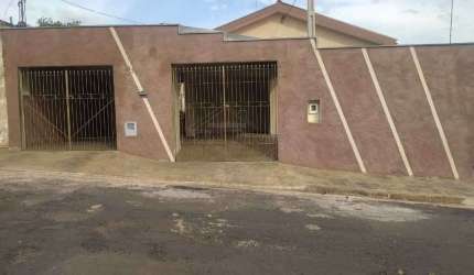 Casa com 5 quartos à venda no Centro, Araraquara , 255 m2 por R$ 450.000