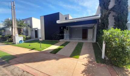 Casa em condomínio fechado com 3 quartos para alugar no Parque Residencial Damha, Araraquara , 161 m2 por R$ 6.800