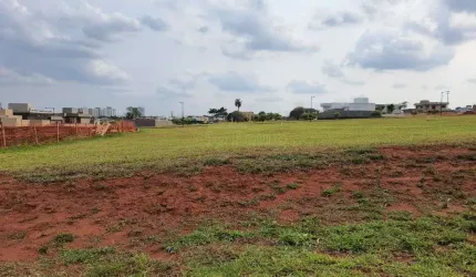 Terreno em condomínio fechado à venda na Quinta Das Laranjeiras, Araraquara  por R$ 514.000