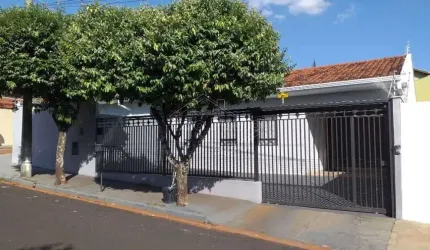 Casa com 3 quartos à venda no Jardim Morumbi, Araraquara , 126 m2 por R$ 450.000