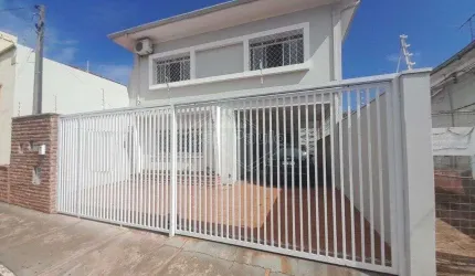 Casa com 6 quartos à venda no Centro, Araraquara , 191 m2 por R$ 900.000