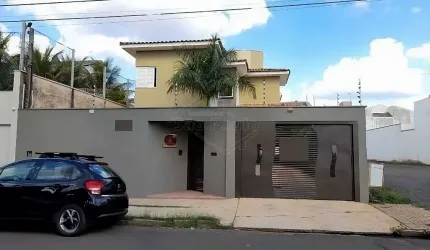 Casa com 3 quartos à venda na Vila Harmonia, Araraquara , 345 m2 por R$ 1.200.000