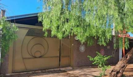 Casa com 3 quartos à venda no Jardim Universal, Araraquara , 143 m2 por R$ 380.000