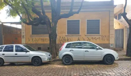 Casa com 4 quartos à venda no Centro, Araraquara , 319 m2 por R$ 700.000