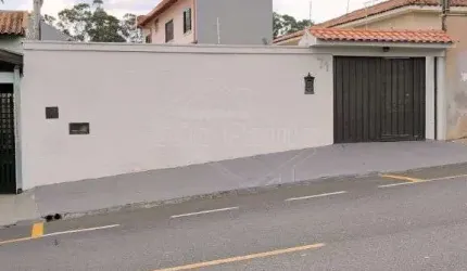 Casa com 2 quartos à venda no Jardim Santa Júlia (Vila Xavier), Araraquara , 131 m2 por R$ 399.000