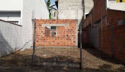 TERRENO COM OBRA INICIADA NO SANTA PAULA