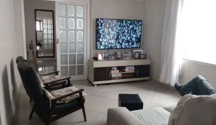 SOBRADO COM 3 DORMITÓRIOS NO JARDIM FLÓRIDA