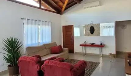 CASA TÉRREA EM CONDOMÍNIO FECHADO NUM TERRENO DE 1434,54M²