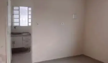 CASA TÉRREA NO JARDIM SATÉLITE DE 2 DORMITÓRIOS NUM TERRENO DE 260M²