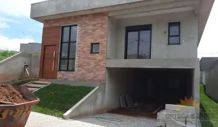 CASA DE ALTO PADRÃO COM 02 PAVIMENTOS A VENDA LOCALIZADA CONDOMINIO RESIDENCIAL MOSCÊS - COLOMBO