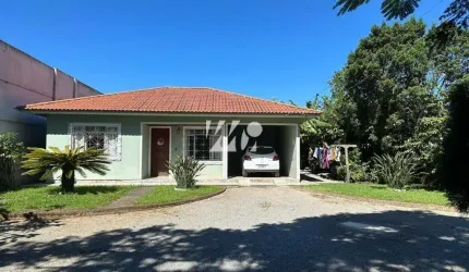 Casa com Ponto Comercial na Geral Bairro Aririu