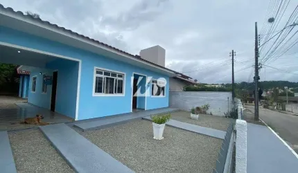 Casa com 3 Dormitórios C/ Suite