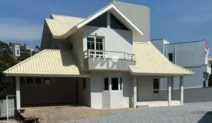 Casa 4 Quartos com Suíte