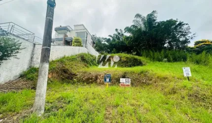 Terreno com 382m² - Pedra Branca