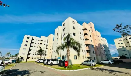 Apartamento 02 quartos em condomínio completo