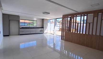 Casa com 4 quartos à venda na Rua Varese, 1, Pagani, Palhoça, 472 m2 por R$ 2.500.000