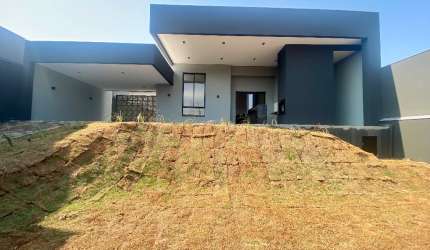 Casa dos Sonhos: Espaço, Conforto e Glamour no Granville – Oportunidade Única!