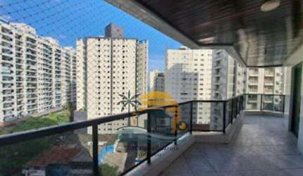 Apartamento com 3 dormitórios 1 suíte 2 vagas 140m² na Pitangueiras