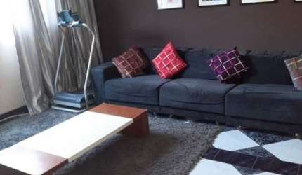 SOBRADO COM FINO ACABAMENTO NO MELHOR DA VILA MARARI!