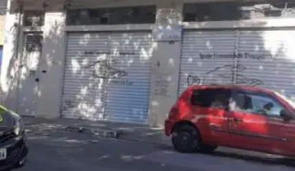 Sobrado com salão comercial e 5 casas na Vila Formosa