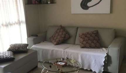 APARTAMENTO COM FINO ACABAMENTO, REPLETO DE ARMÁRIOS NO MELHOR DA VILA MASCOTE !