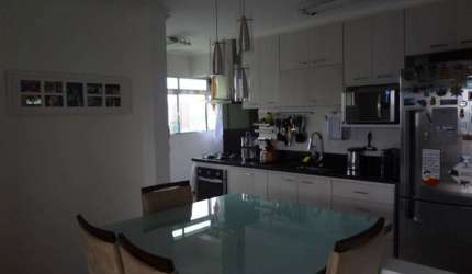 APARTAMENTO COM FINO ACABAMENTO, NO MELHOR DA VILA SANTA CATARINA!