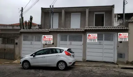 SOBRADO NOVO COM FINO ACABAMENTO, NA REGIÃO DO JARDIM PRUDÊNCIA !
