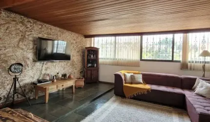 SOBRADO COM FINO ACABAMENTO NO JARDIM PRUDÊNCIA!
