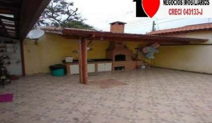Casa Térrea com fino acabamento, na região do Jardim Prudência!