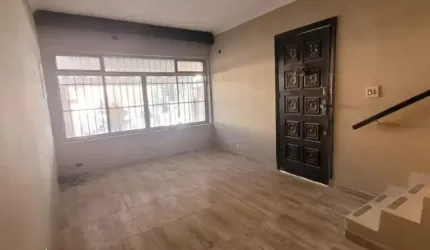 SOBRADO NO MELHOR DA VILA SANTA CATARINA.