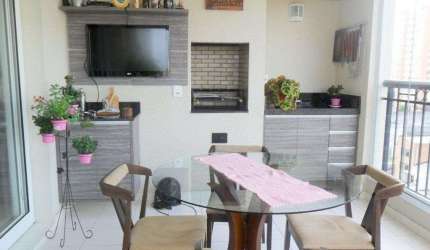APARTAMENTO COM VARANDA GOURMET, NO SUMMER RESORT VILA MASCOTE !