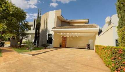 Residencial Gaivota I - Linda Casa à VENDA no Condomínio Gaivota 1!!