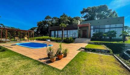Casa no condomínio Bouganville