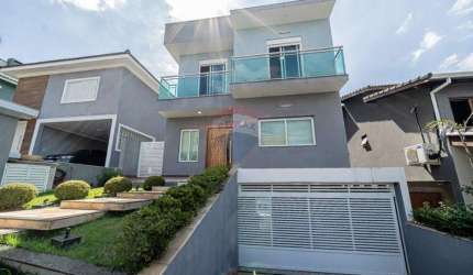 Casa na Granja Viana com 4 QUARTOS à venda de 312 m² por R$ 1.595.000,00 - Granja Viana - Cotia/SP