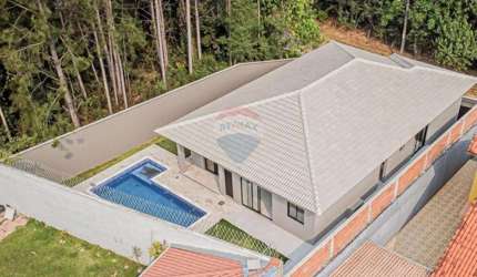 Casa a venda na Granja Viana de 3 Quartos por  R$ 1.375.000,00 no Residencial Gramado