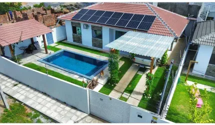 Seu Refúgio no Paraíso! Casa Mobiliada com Piscina a Venda na Praia de Carapibus - Conde/PB