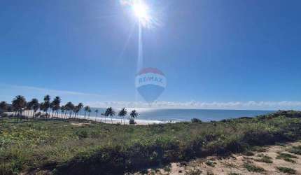 Seu Refúgio à Beira-Mar em Praia Bela!