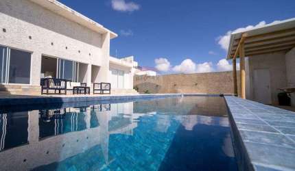 Venda – Casa de Luxo com Piscina e Vista Definitiva para o Mar em Tabatinga 2 - Conde PB