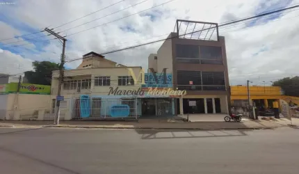 Ponto Comercial para Venda em Campos dos Goytacazes, Parque Turf Club, 5 dormitórios, 4 banheiros