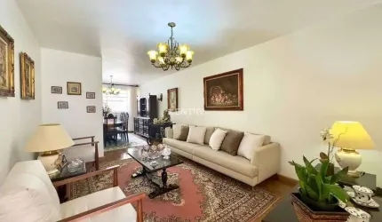 Belíssima Casa Vintage à Venda, 3 dormitórios, Portão eletrônico com localização privilegiada - Jundiaí SP