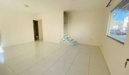 Casa com 3 dormitórios à venda, 106 m² por R$ 360.000,00 - Tamatanduba - Eusébio/CE
